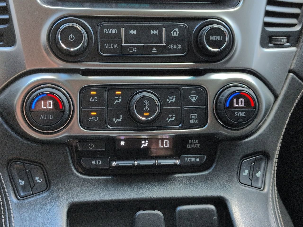Used 2019 Chevrolet Tahoe LT AWD/4WD image 18
