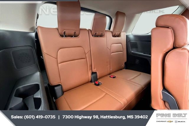 Used 2023 Nissan Pathfinder Platinum w/ Cargo Package image 21