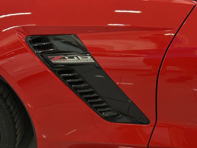 Used 2017 Chevrolet Corvette Z06 image 11