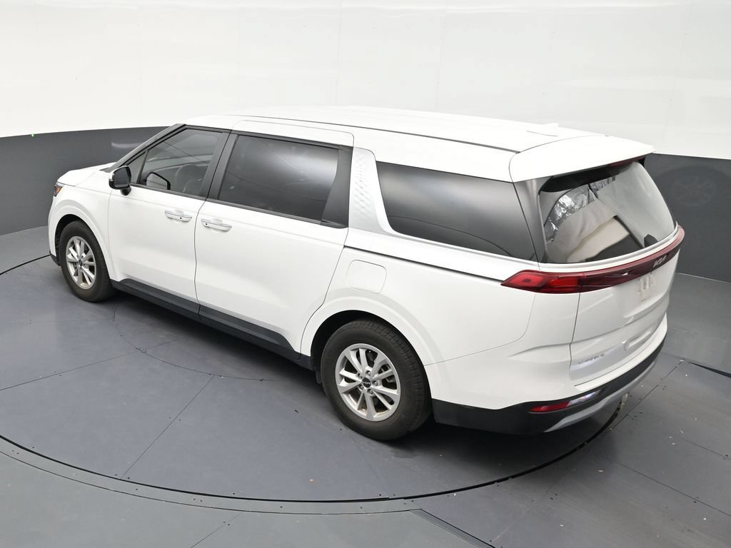 Used 2024 Kia Carnival LX FWD image 14