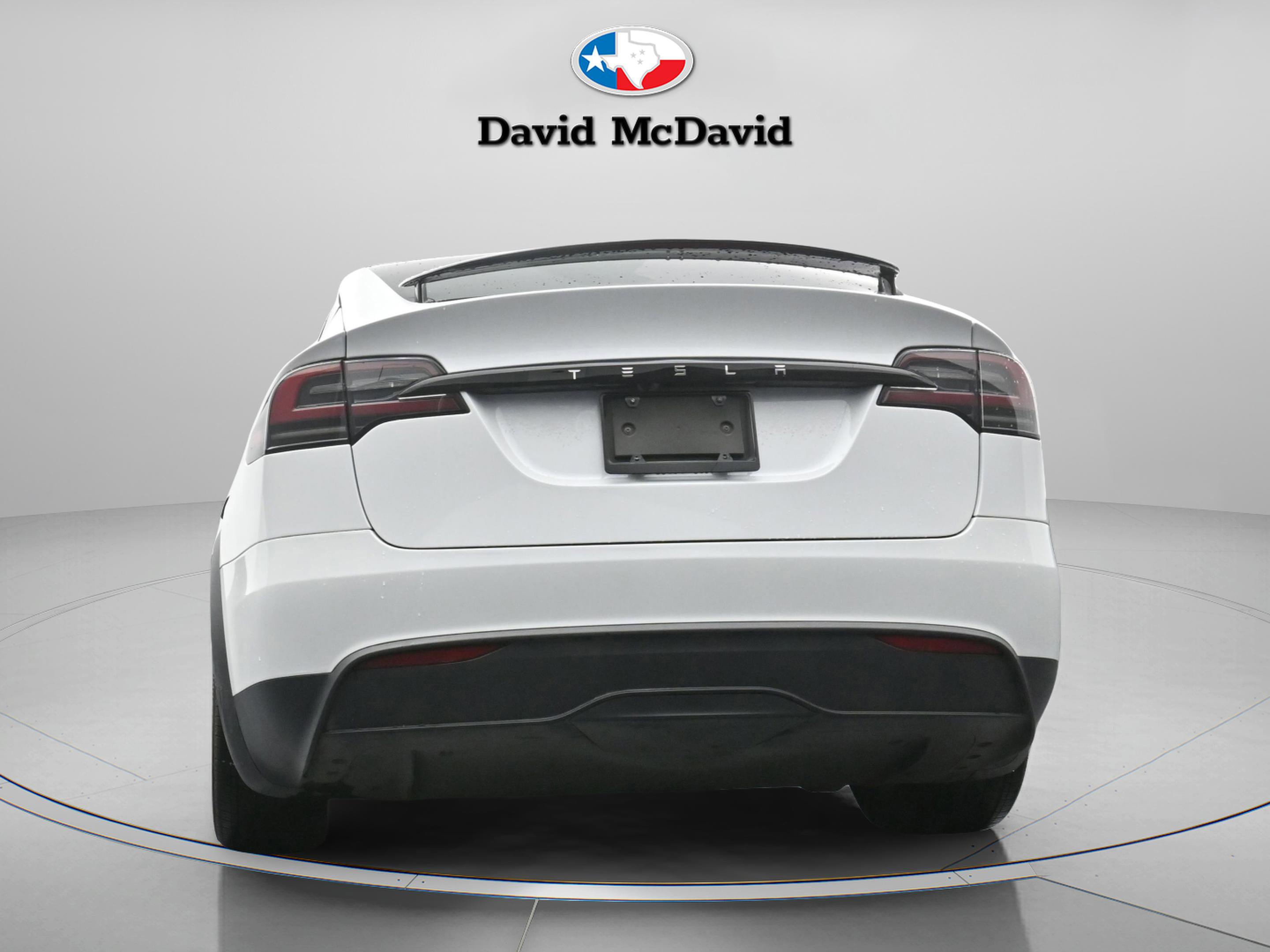 Used 2024 Tesla Model X image 19