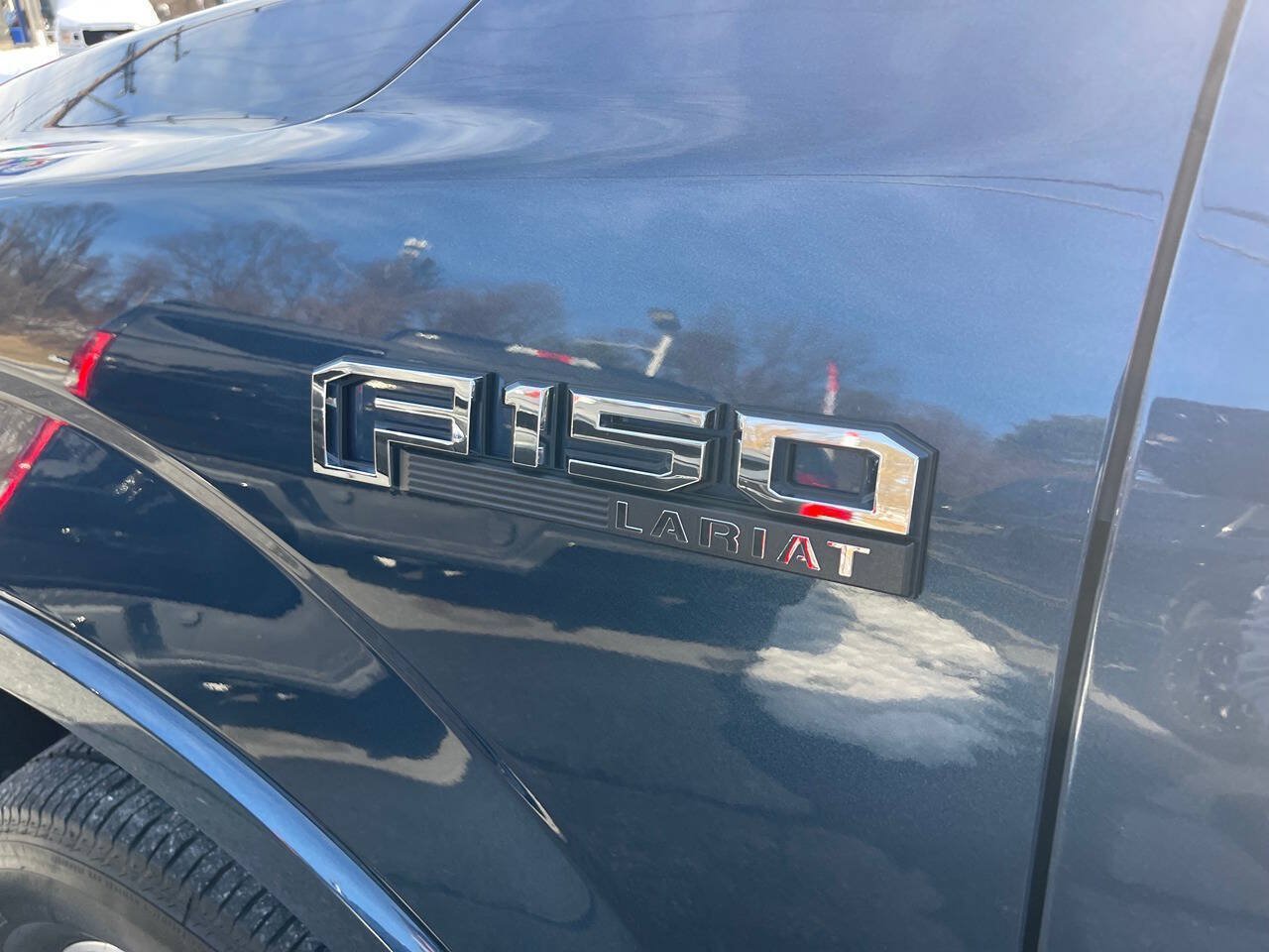 Used 2019 Ford F150 Lariat AWD/4WD image 16