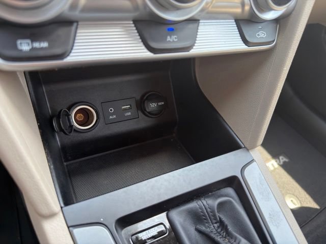 Used 2019 Hyundai Elantra SEL FWD image 20