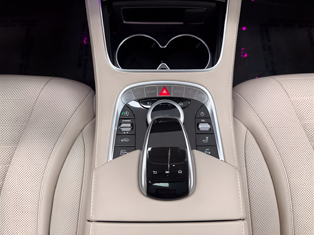 Used 2019 Mercedes-Benz S 560 Sedan image 24