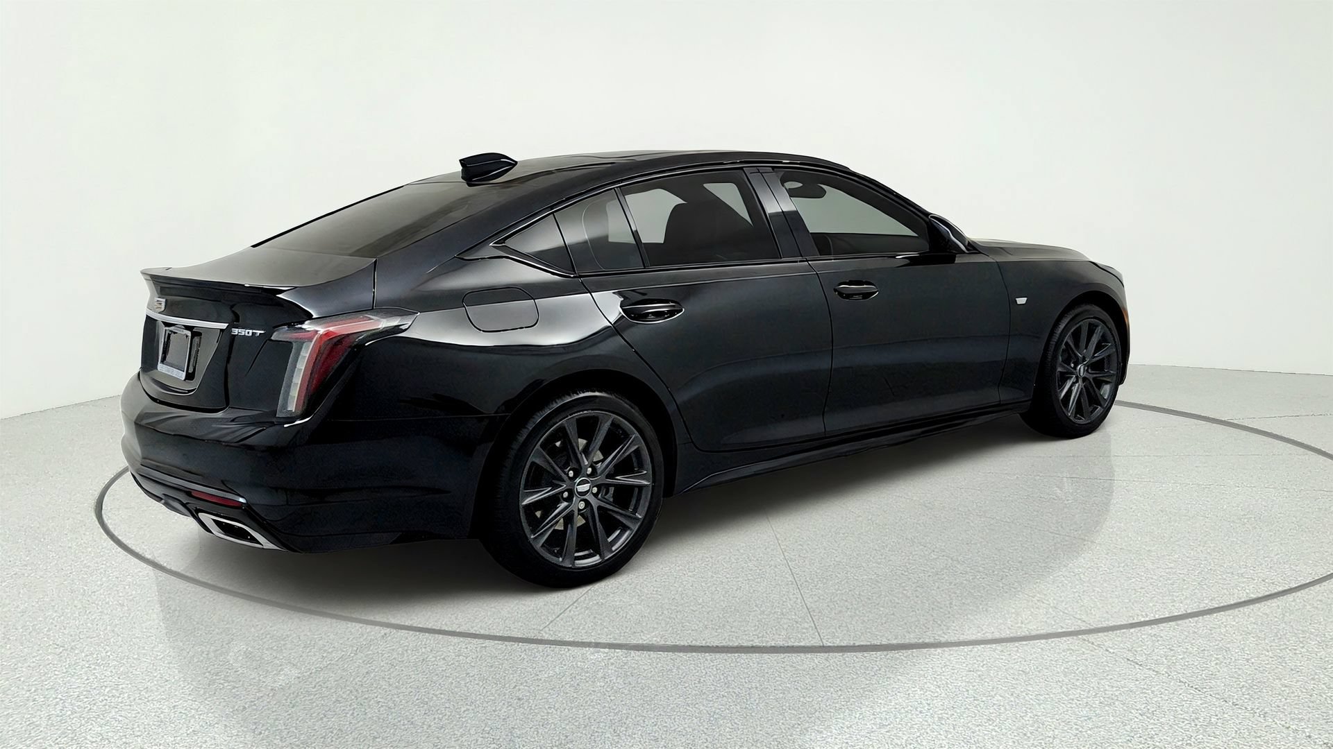 Certified 2025 Cadillac CT5 Sport w/ Technology Package AWD/4WD image 5