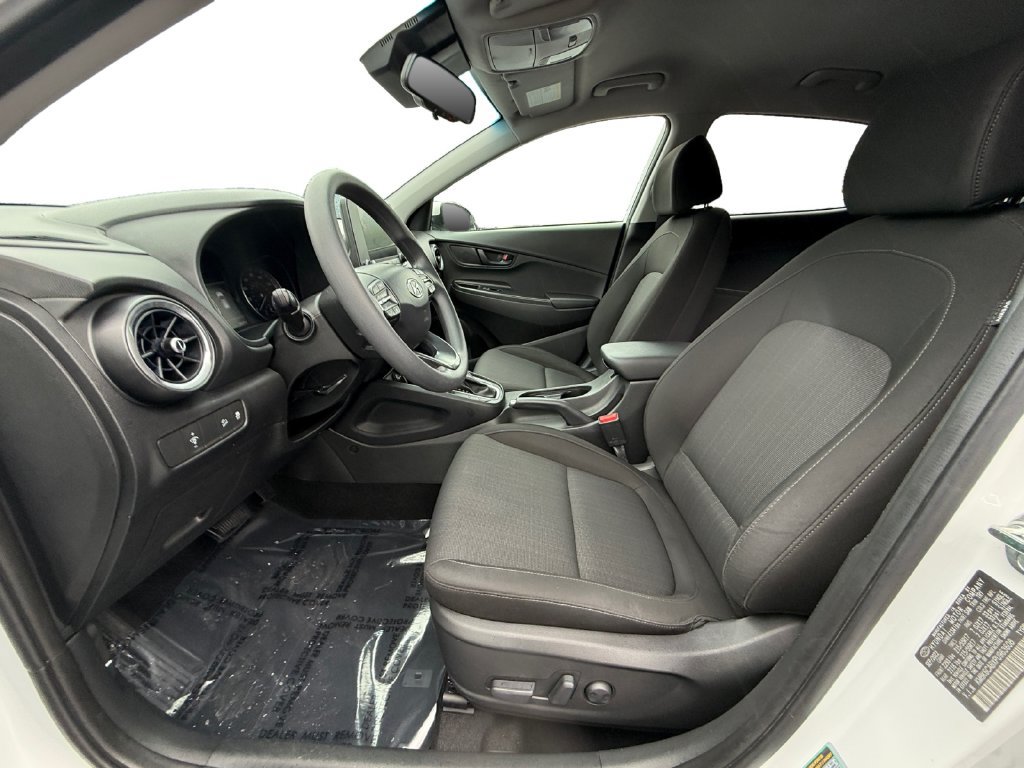Used 2023 Hyundai Kona SEL AWD/4WD image 9