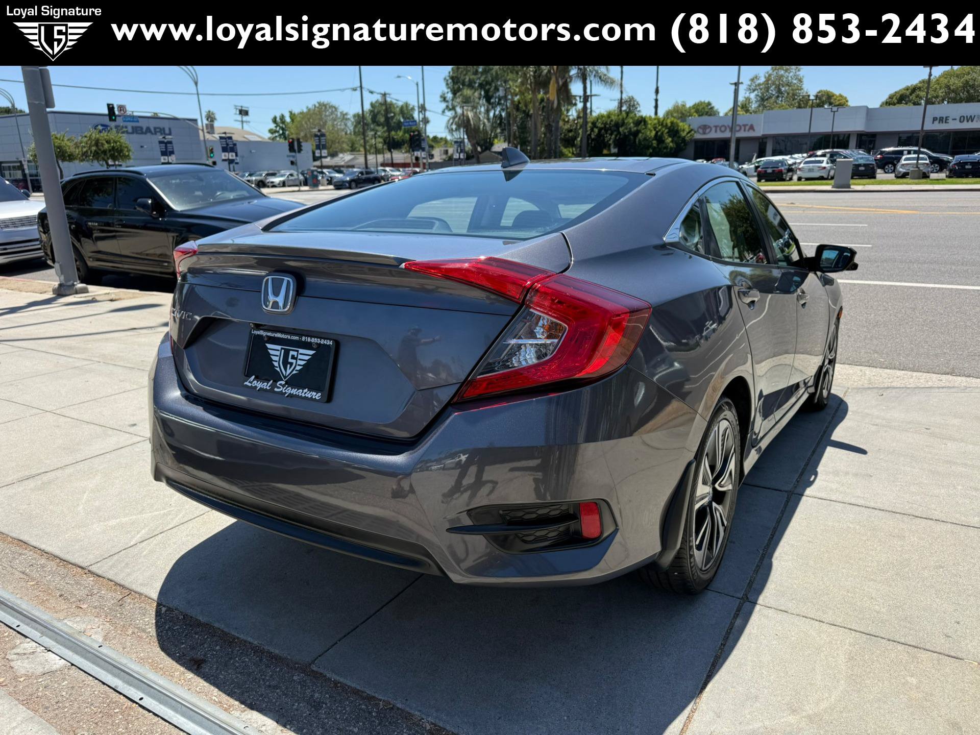 Used 2017 Honda Civic EX-L image 7
