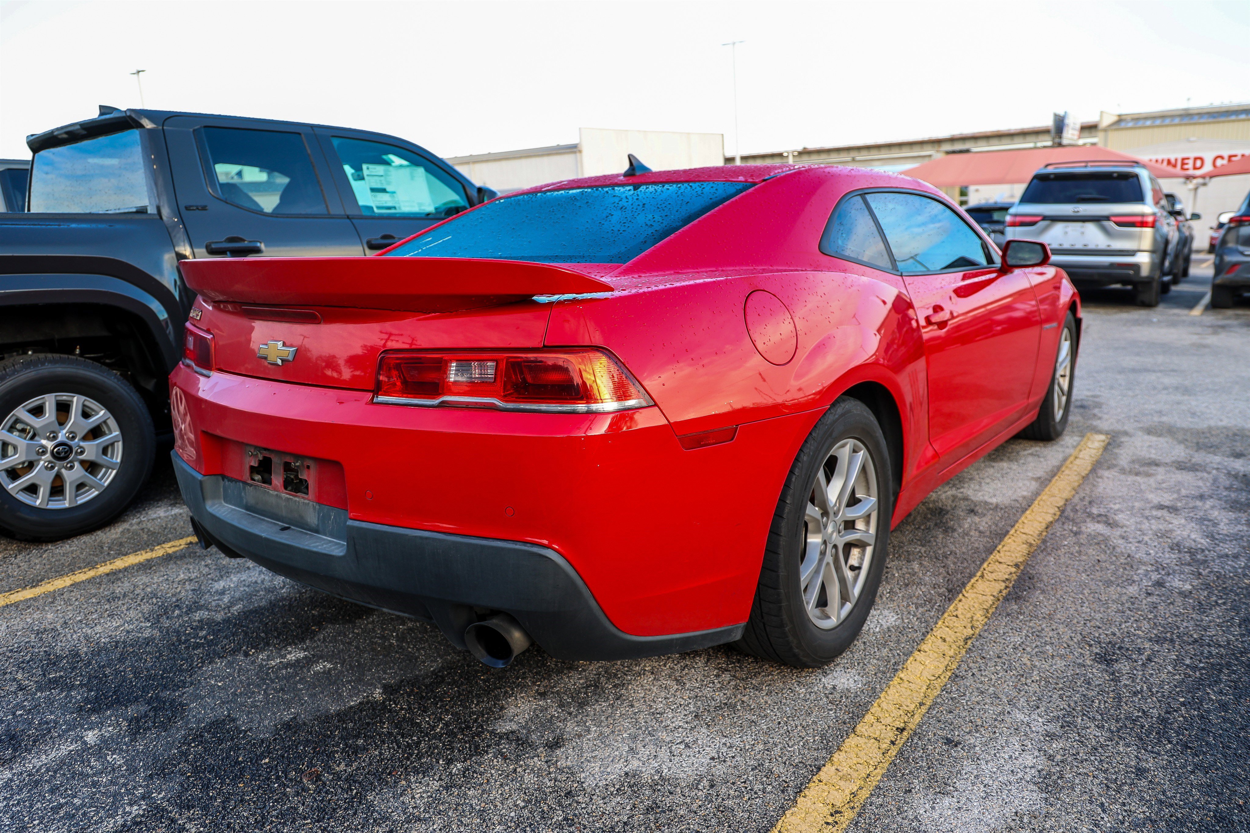 Used 2014 Chevrolet Camaro LT w/ Rear Vision Package RWD image 8