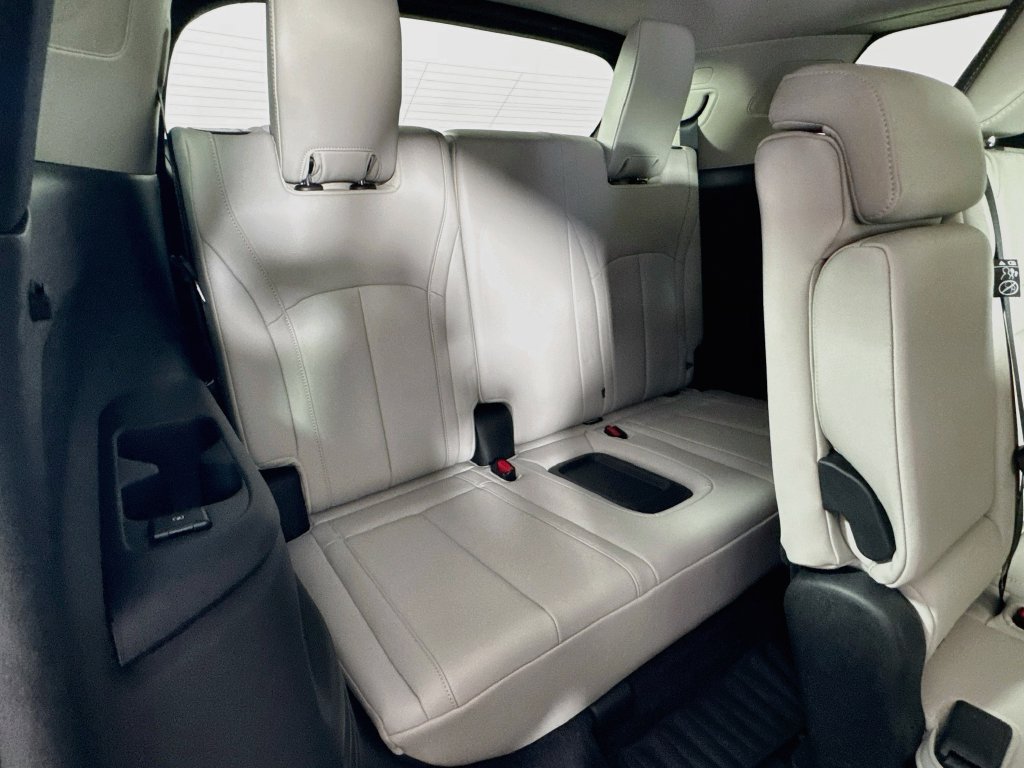 Certified 2027 INFINITI QX60 Luxe w/ Cargo Package FWD image 38
