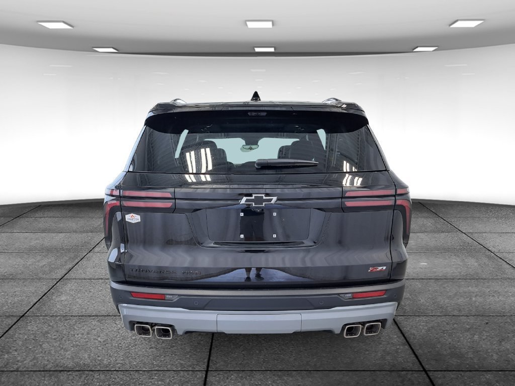 New 2027 Chevrolet Traverse Z71 w/ Enhanced Driving Package AWD/4WD image 5