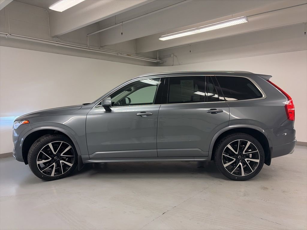 Used 2020 Volvo XC90 T6 Momentum w/ Protection Package AWD/4WD image 4