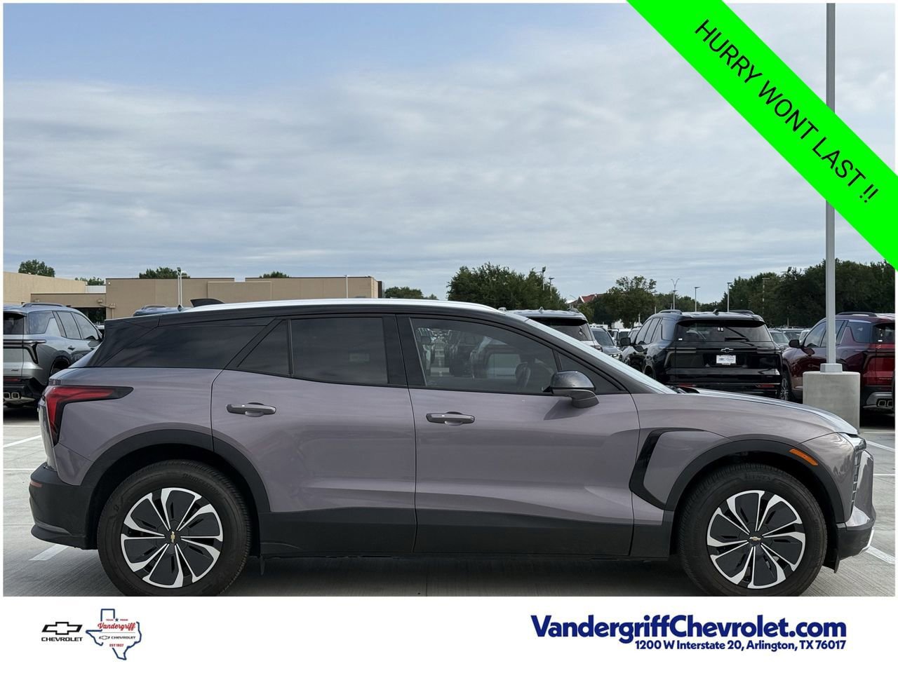 Used 2025 Chevrolet Blazer EV LT AWD/4WD image 3