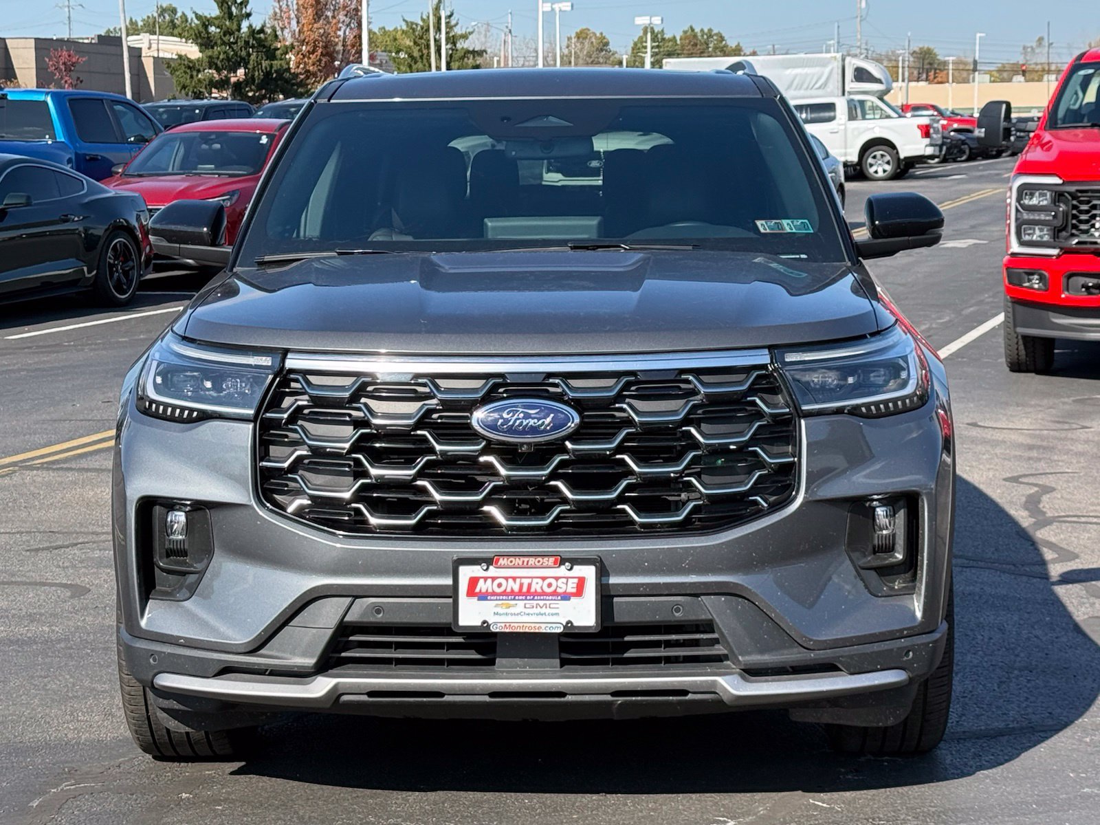 Used 2025 Ford Explorer Platinum w/ LUX Leather Package AWD/4WD image 9