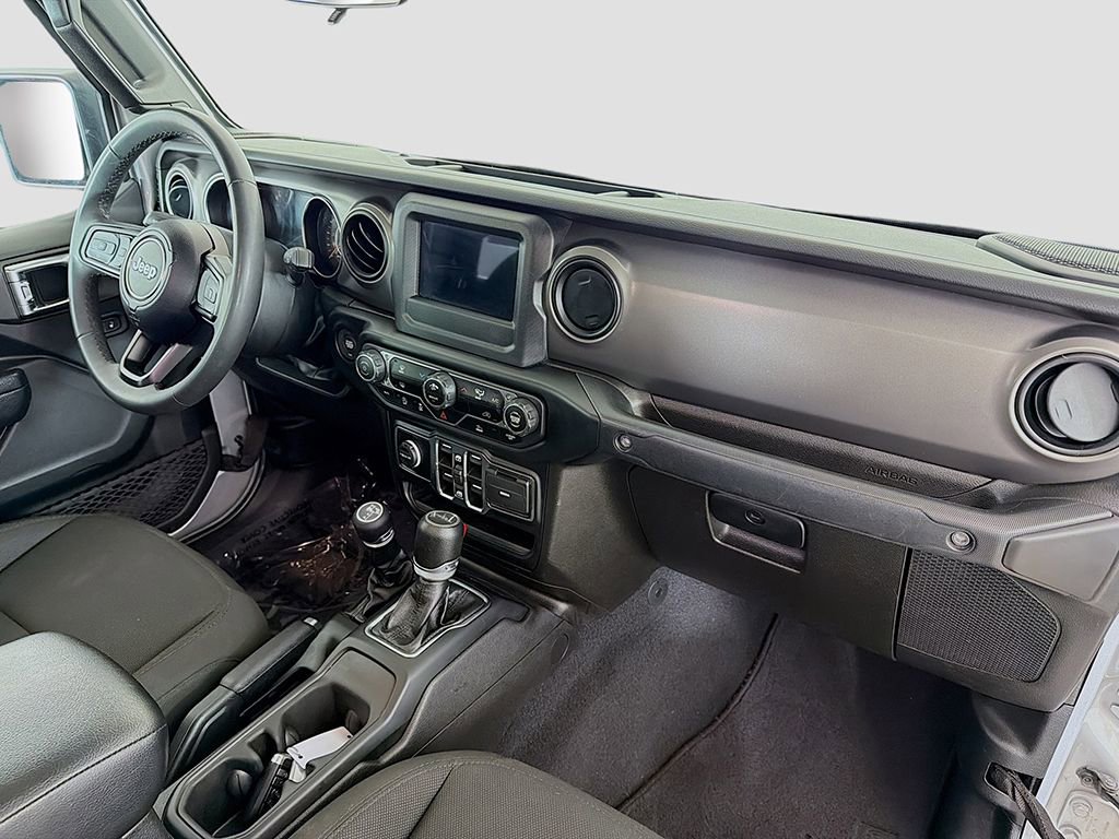 Used 2023 Jeep Gladiator Sport AWD/4WD image 17