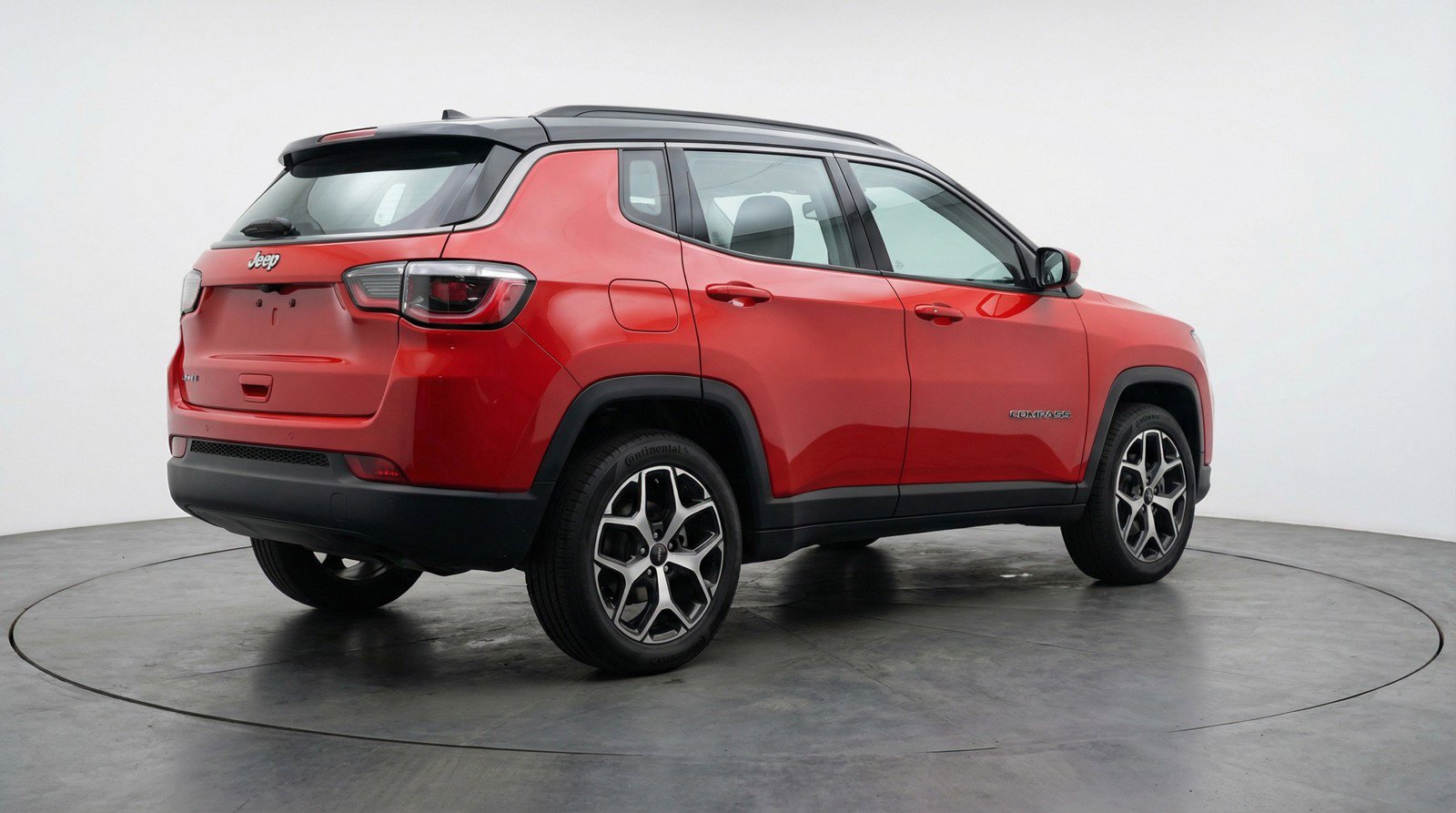 Used 2025 Jeep Compass Limited AWD/4WD image 9