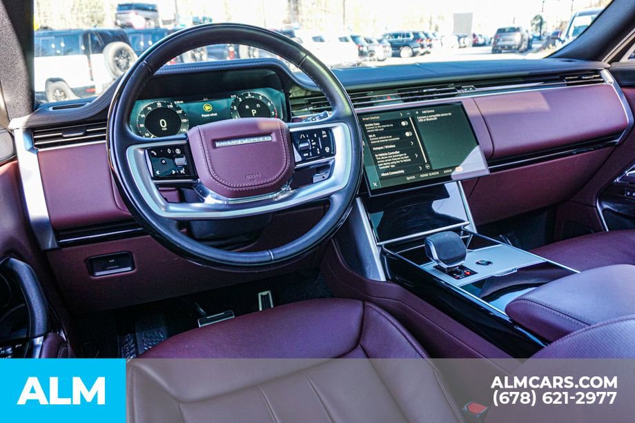 Used 2025 Land Rover Range Rover SE image 26