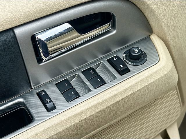 Used 2017 Ford Expedition Limited w/ Equipment Group 301A image 19