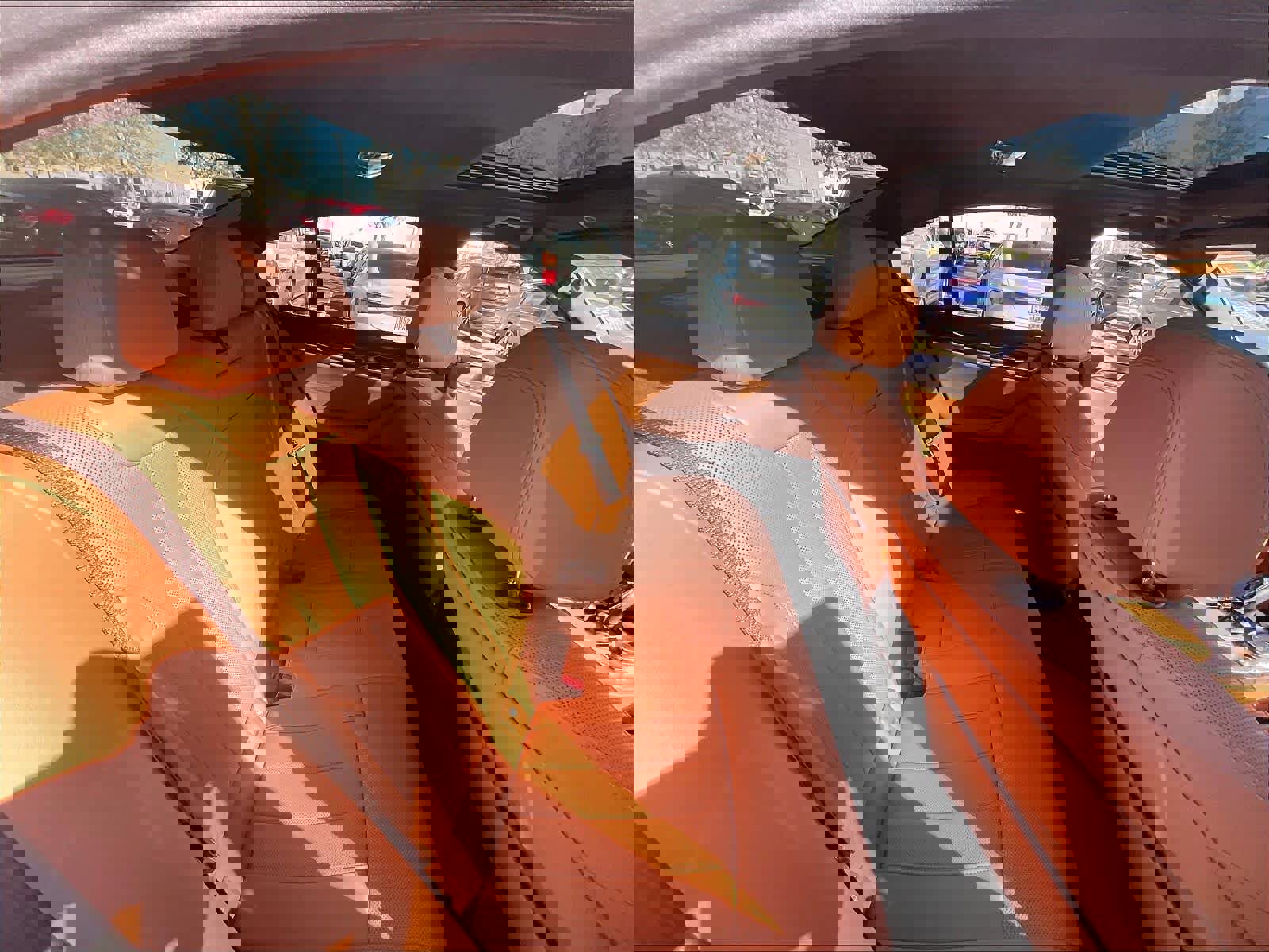 Used 2023 BMW 530e xDrive w/ M Sport Package image 28