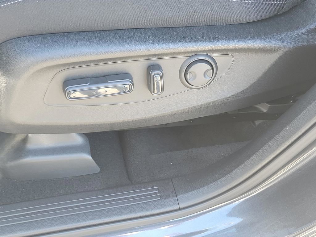 Used 2025 Honda CR-V EX image 26