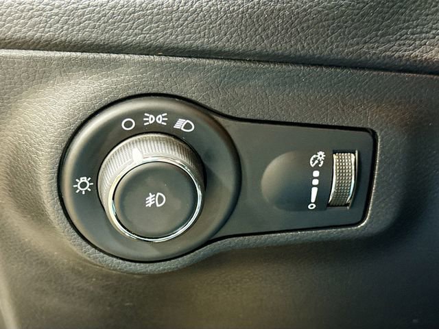 Used 2019 Jeep Compass Sport image 10