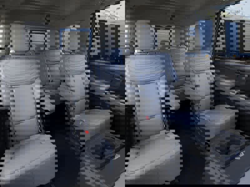 New 2026 Ford Expedition Platinum image 11