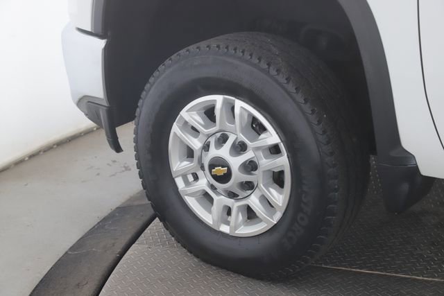 Used 2021 Chevrolet Silverado 2500 LT image 13