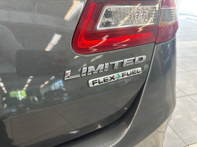 Used 2016 Ford Taurus Limited FWD image 6
