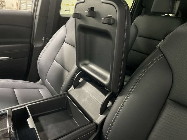 Used 2026 Chevrolet Traverse LT AWD/4WD image 13