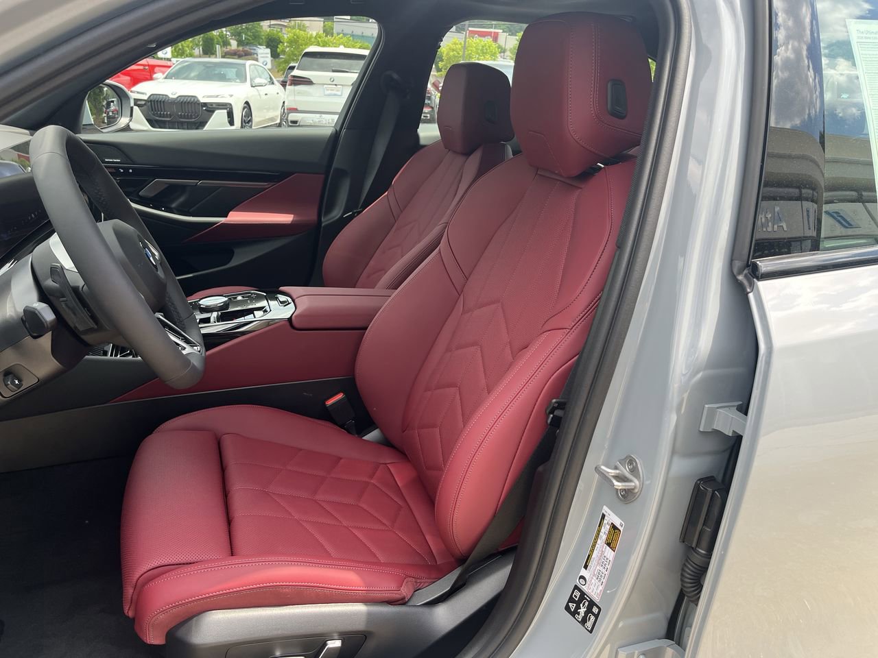New 2026 BMW 530i xDrive w/ M Sport Package AWD/4WD image 14
