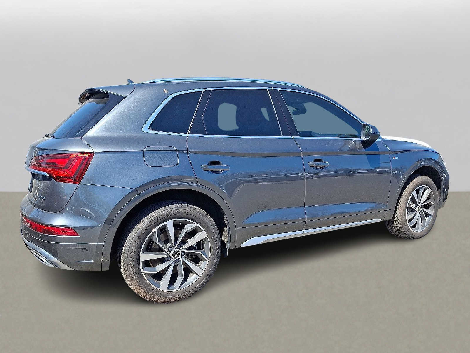 Used 2024 Audi Q5 2.0T Premium image 3