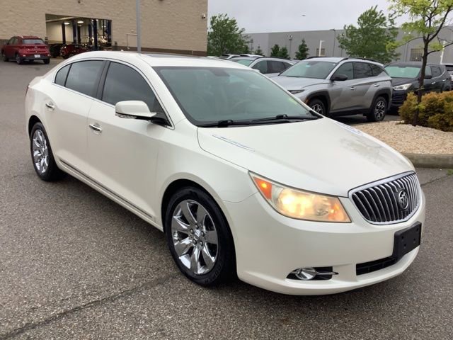 Used 2013 Buick LaCrosse Premium w/ Entertainment Package FWD image 3