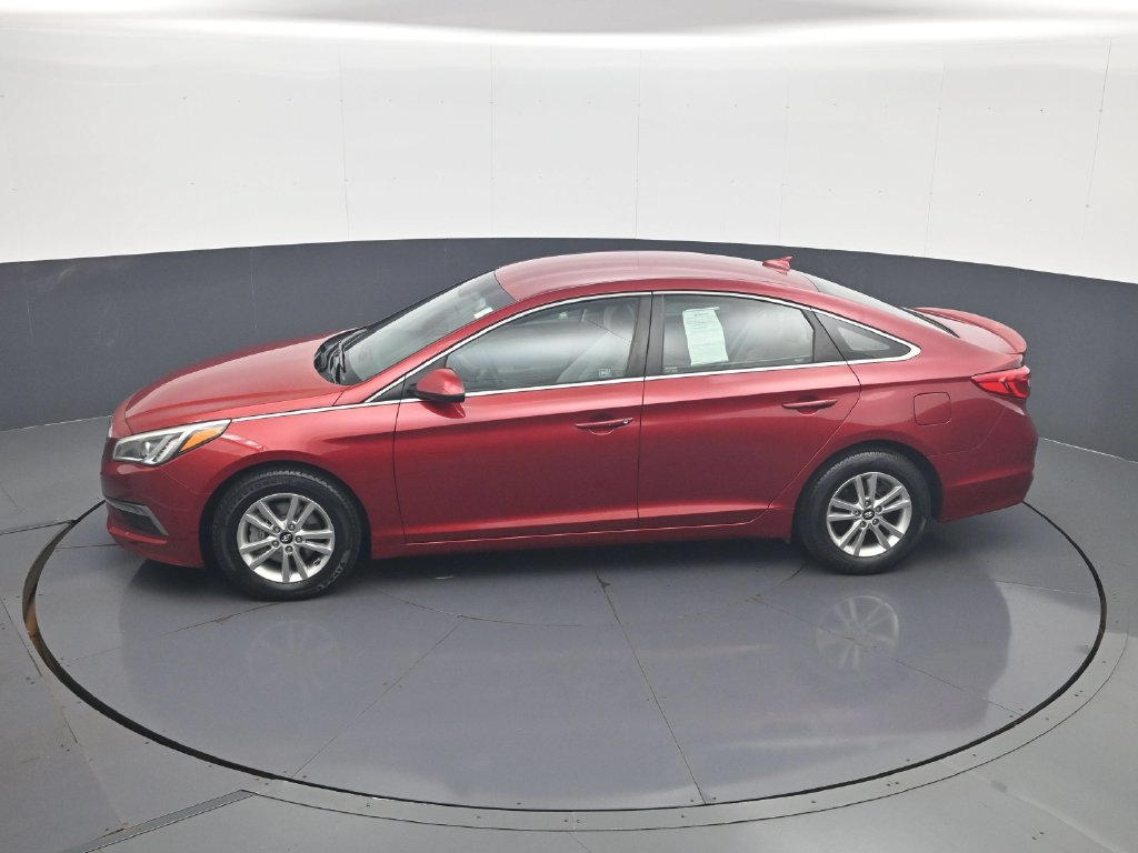 Used 2015 Hyundai Sonata SE w/ Cargo Package FWD image 21