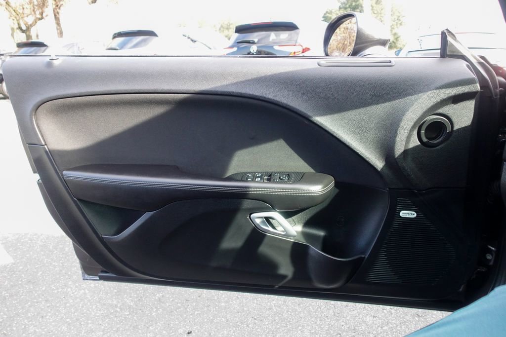 Used 2018 Dodge Challenger R/T w/ Blacktop Package image 23