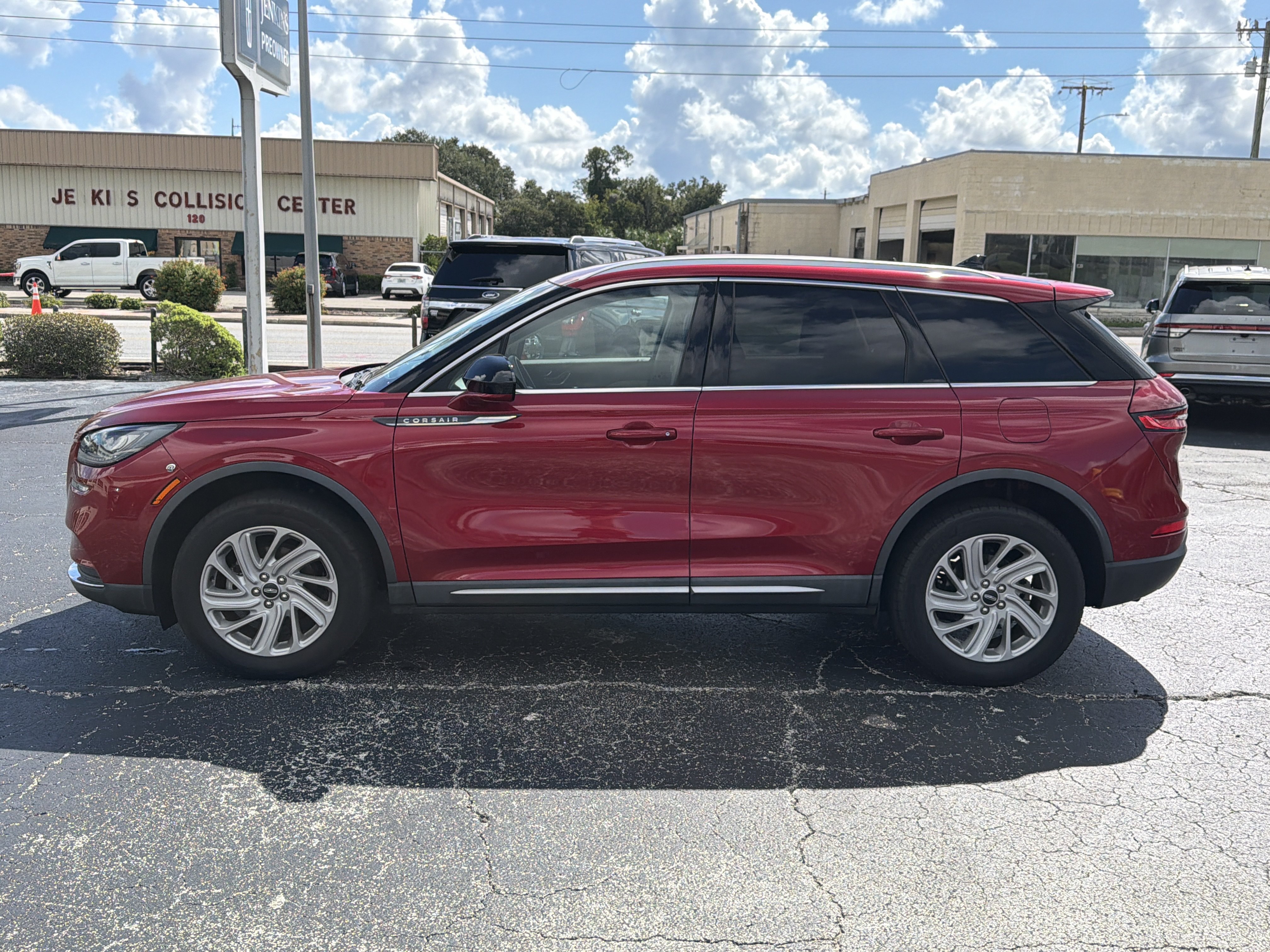 Used 2022 Lincoln Corsair FWD image 6