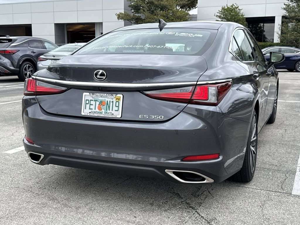 Used 2025 Lexus ES 350 w/ Premium Package FWD image 11