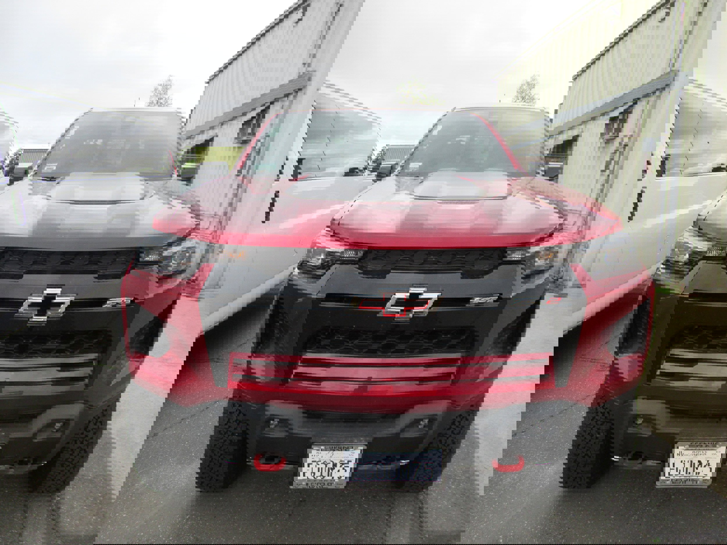Used 2025 Chevrolet Colorado ZR2 w/ Midnight Edition image 3