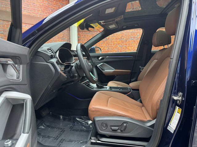 Used 2022 Audi Q3 2.0T Premium Plus image 24