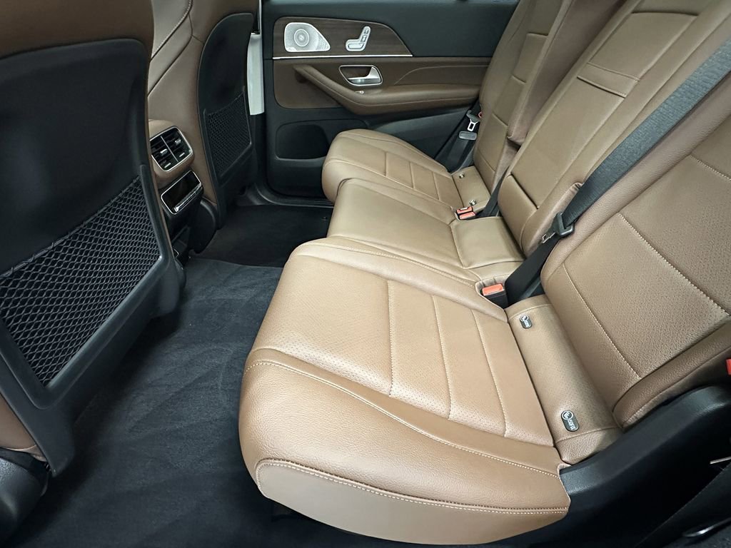 Certified 2025 Mercedes-Benz GLS 450 4MATIC image 24