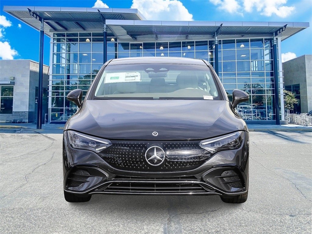 New 2024 Mercedes-Benz EQE 500 4MATIC Sedan image 3