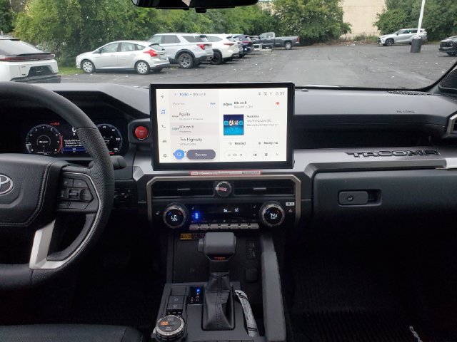 New 2026 Toyota Tacoma TRD Off-Road w/ TRD Off Road Premium Package AWD/4WD image 15