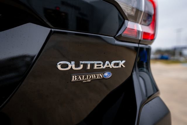 New 2025 Subaru Outback Limited w/ Popular Package #2 image 18