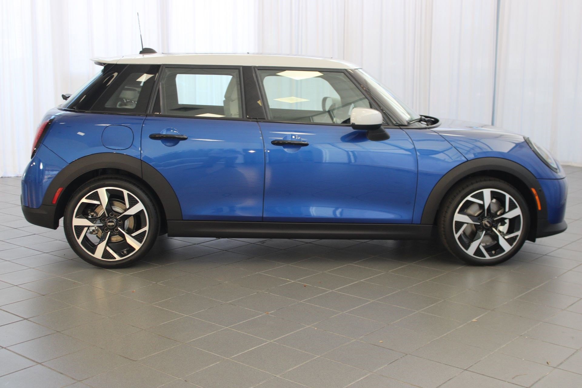 New 2026 MINI Cooper S FWD image 6