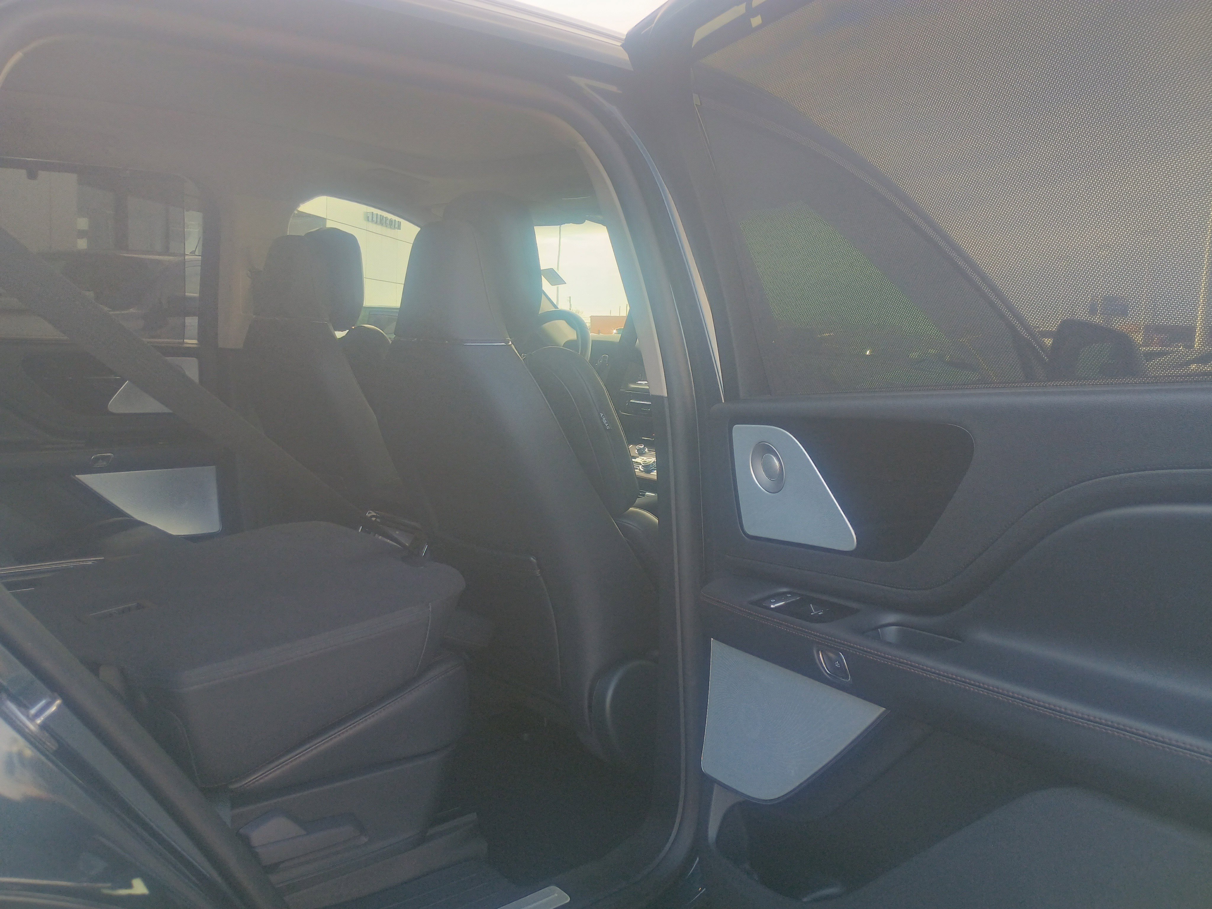 Used 2021 Lincoln Aviator Reserve w/ Equipment Group 201A image 19