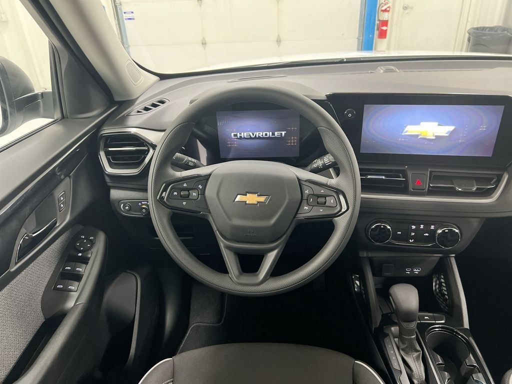 New 2026 Chevrolet TrailBlazer LS FWD image 11
