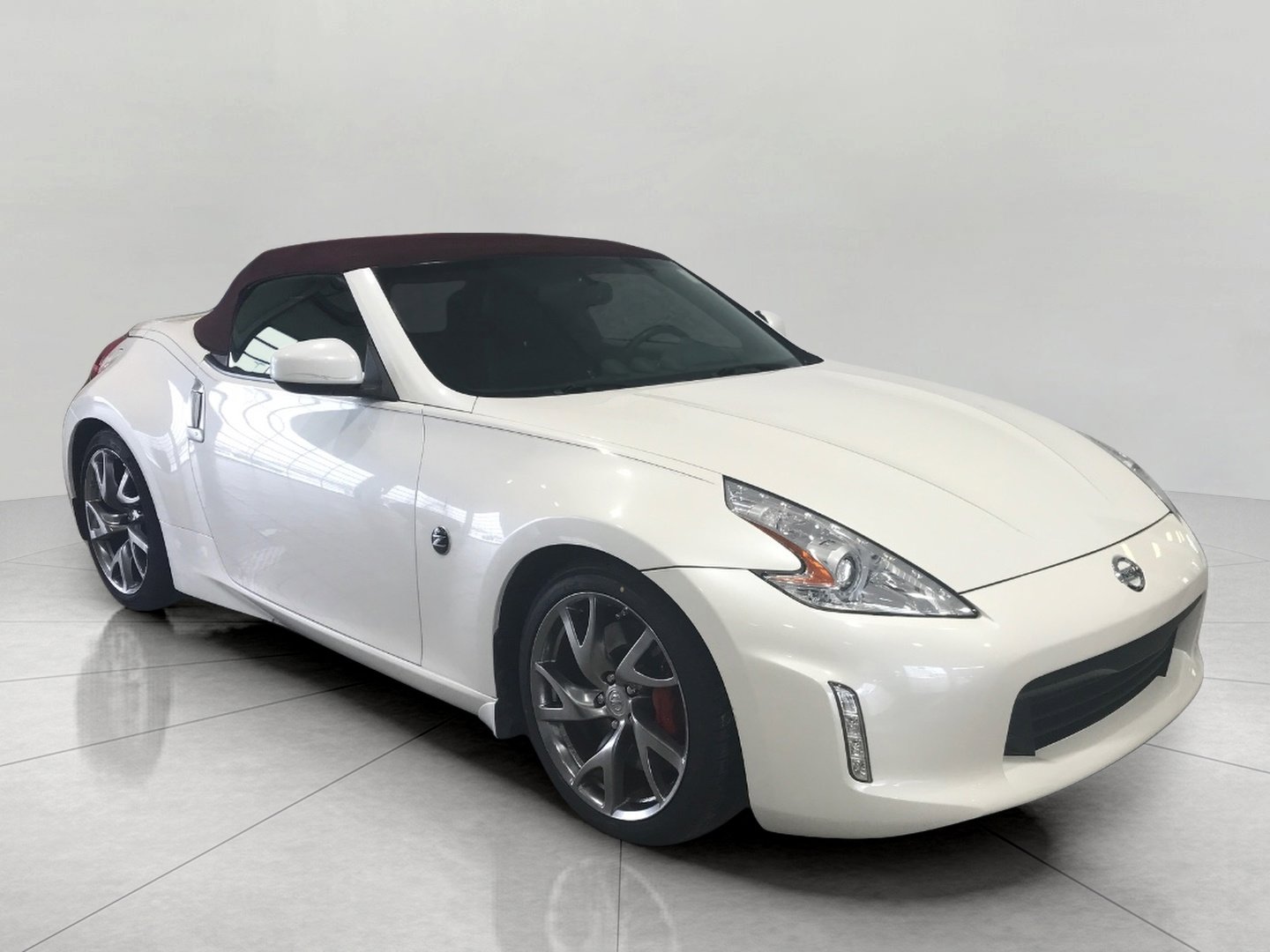Used 2014 Nissan 370Z Touring w/ Sport Package image 1