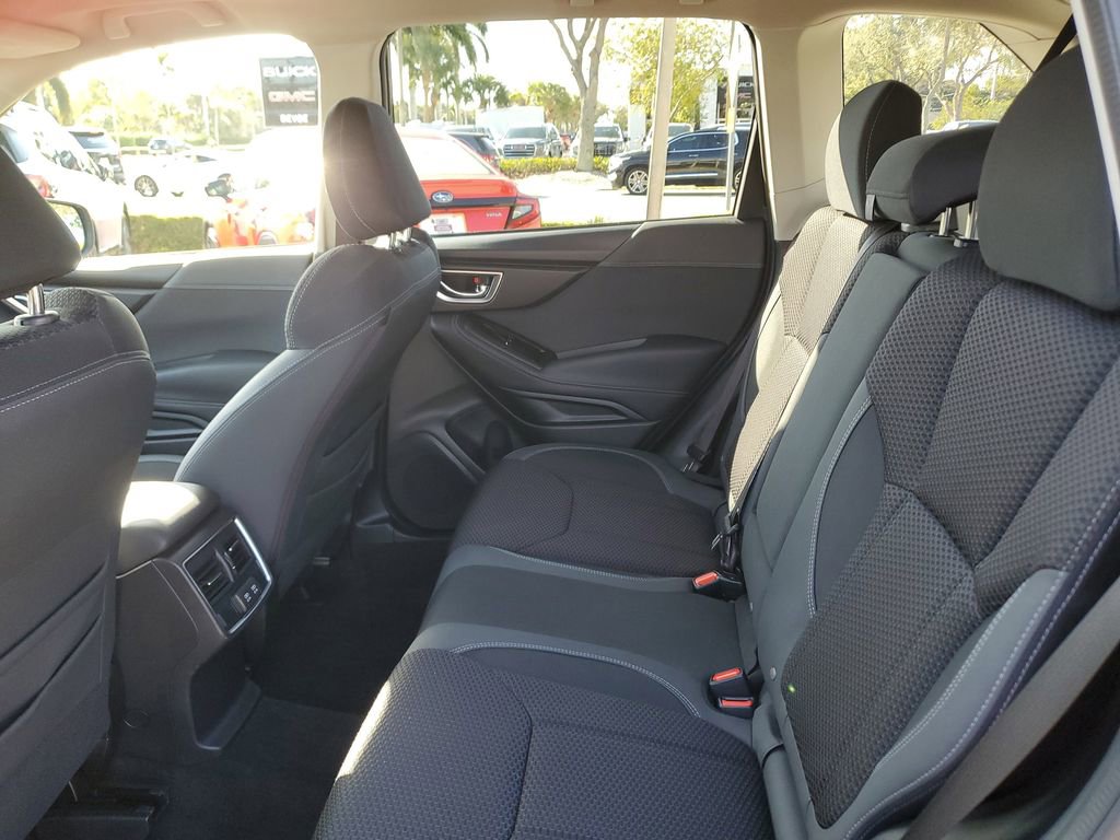 Used 2020 Subaru Forester Premium image 14