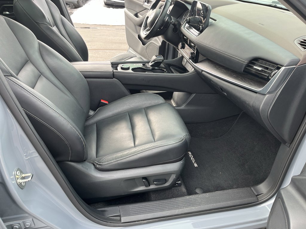 Used 2021 Nissan Rogue SL w/ Premium Package image 34