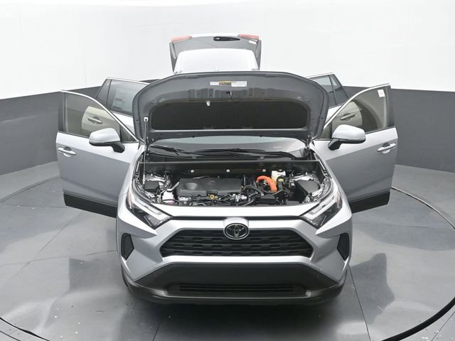 Used 2025 Toyota RAV4 XLE image 33