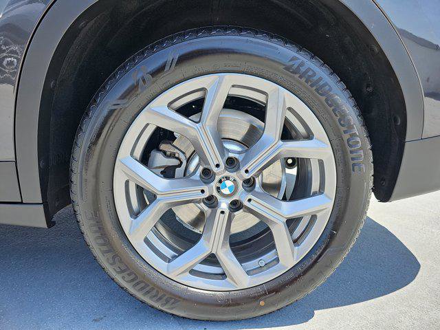 Used 2024 BMW X3 xDrive30i w/ Convenience Package w/ZPA image 35