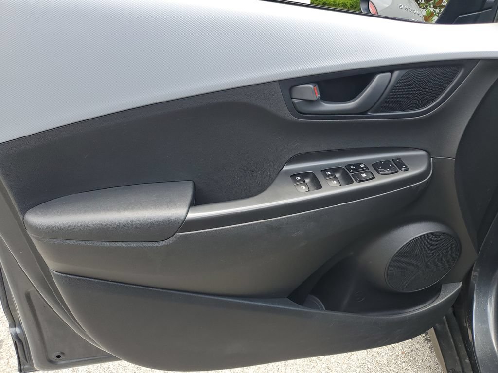 Used 2019 Hyundai Kona SEL AWD/4WD image 17